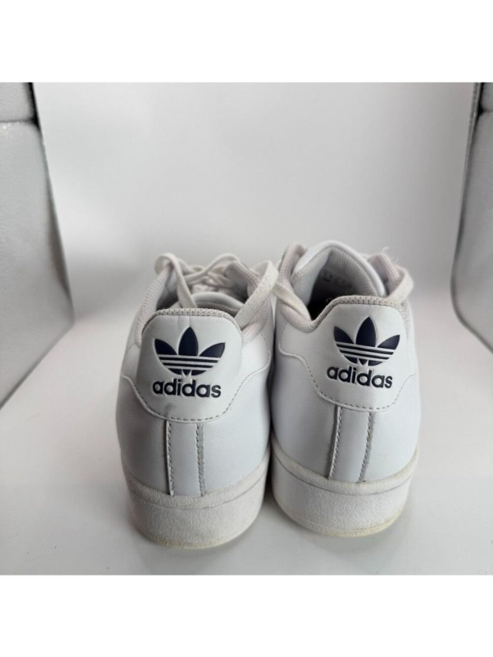 Adidas Superstar White & Navy Mens Sneakers Size 11 Classic Leather Shoes - Picture 5 of 8